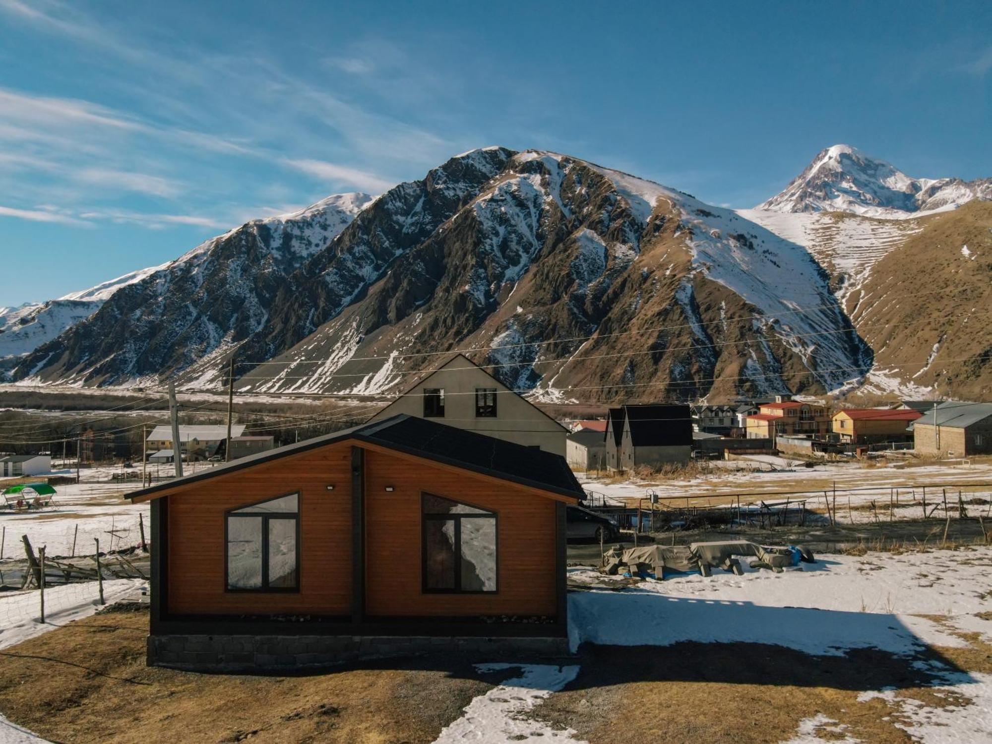 Same Cottage Kazbegi Екстериор снимка