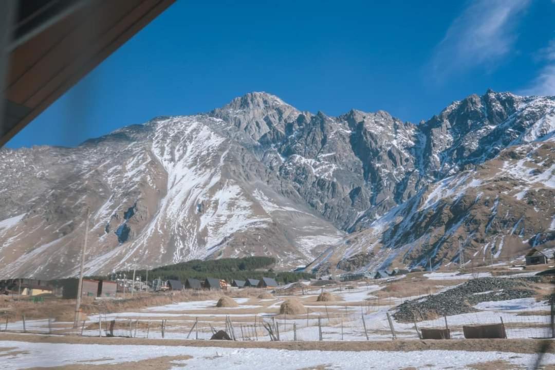 Same Cottage Kazbegi Екстериор снимка