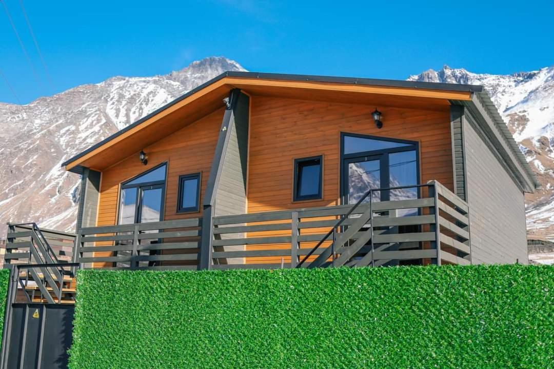 Same Cottage Kazbegi Екстериор снимка
