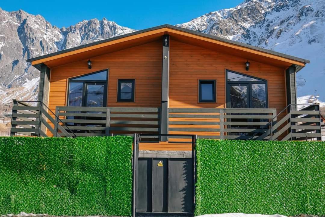 Same Cottage Kazbegi Екстериор снимка