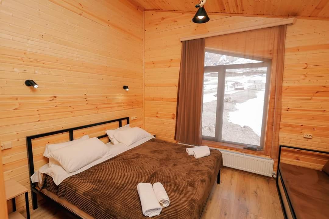 Same Cottage Kazbegi Екстериор снимка